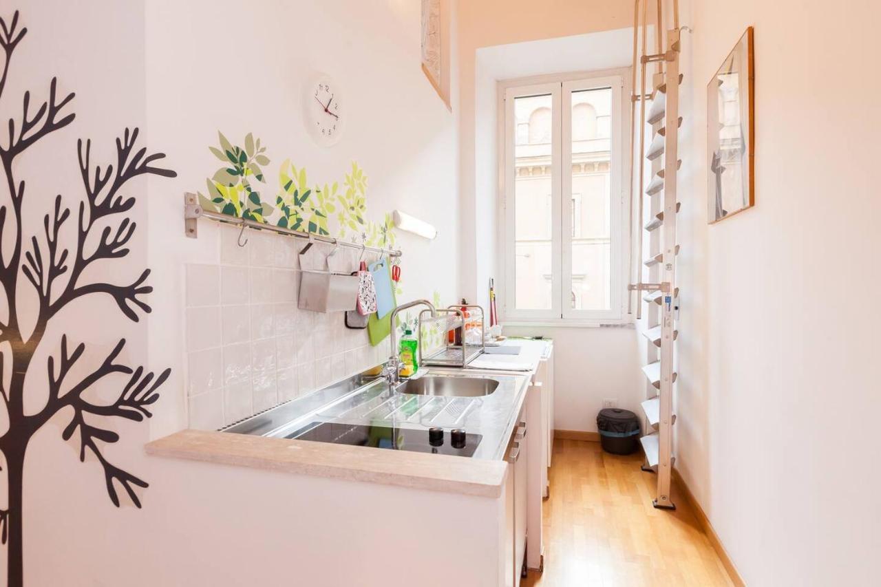 8 Studio Rome Luaran gambar